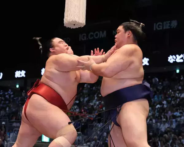 横綱・大の里が今場所やっと初勝利　今年初場所１４日目以来１７１日ぶりの白星に「長かった…。これが良い方向にいってくれればいい」