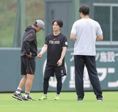 【巨人】橋上監督代行「彼の野球人生にも影響しかねない」浦田俊輔が右肘靱帯損傷で登録抹消　盗塁王争い１個差も…スライディングのリスク考慮で代走限定も断念