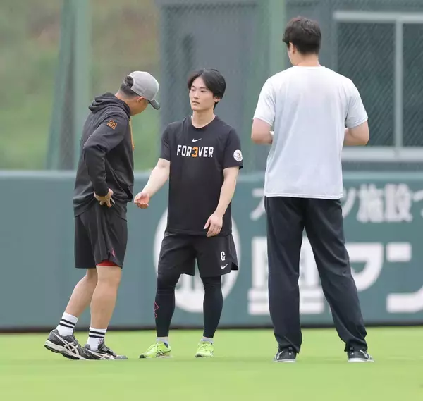 【巨人】橋上監督代行「彼の野球人生にも影響しかねない」浦田俊輔が右肘靱帯損傷で登録抹消　盗塁王争い１個差も…スライディングのリスク考慮で代走限定も断念