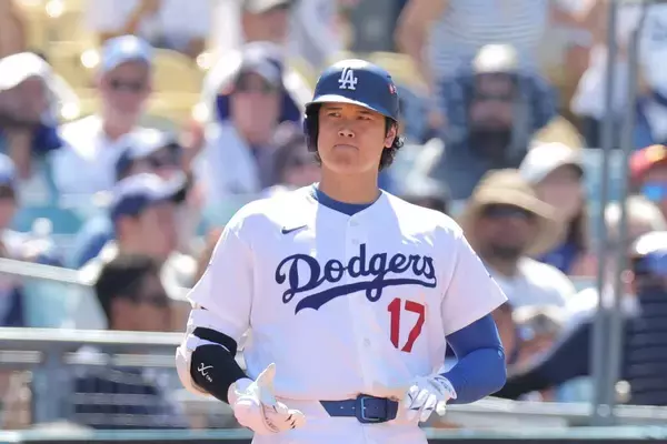 大谷翔平が１打席目安打もその後２打席凡退　ドジャースは４回にＴ・ヘルナンデスの２ランで先取点、スクバル５回まで１安打無失点