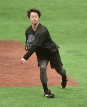 巨人・中川皓太「見習って、取り入れていきたい」高校の２年先輩と自主トレ　脱ネガティブへ決意
