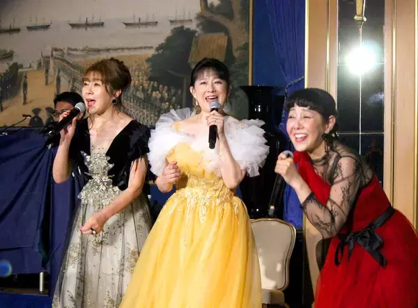 芳本美代子、網浜直子、松本典子の８５年デビュー組ユニット「ＩＤ８５」が横浜でディナーショー　８０年代ヒット曲連発　５・２４大阪公演も決定