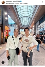 ６８歳・東国原英夫氏　長男＆初孫と「親子３代」ショット！再婚した妻との息子は８歳に…「いいパパさん」