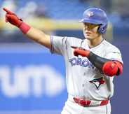 岡本和真が飛距離１３４・７メートルの特大アーチで１７試合ぶりの２５号　チームは３４試合ぶり２ケタ得点で快勝　