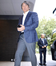 【巨人】松井秀喜監督「勉強中」　球団と取り組みを共有「レクチャーを受けた」　就任２度目のＧ球場訪問→今後に向けミーティング…３０日から秋季キャンプ