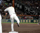 「【阪神】大山悠輔の悪送球で今季チーム初失策、プロ野球記録ならず…その後に才木浩人が先制打を浴びる」の画像1