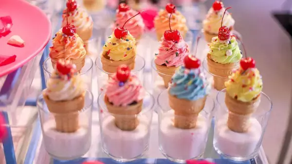 日本のアイスクリーム市場は「定番への安心感」と「新しさへの関心」が共存…最も購入される場所は