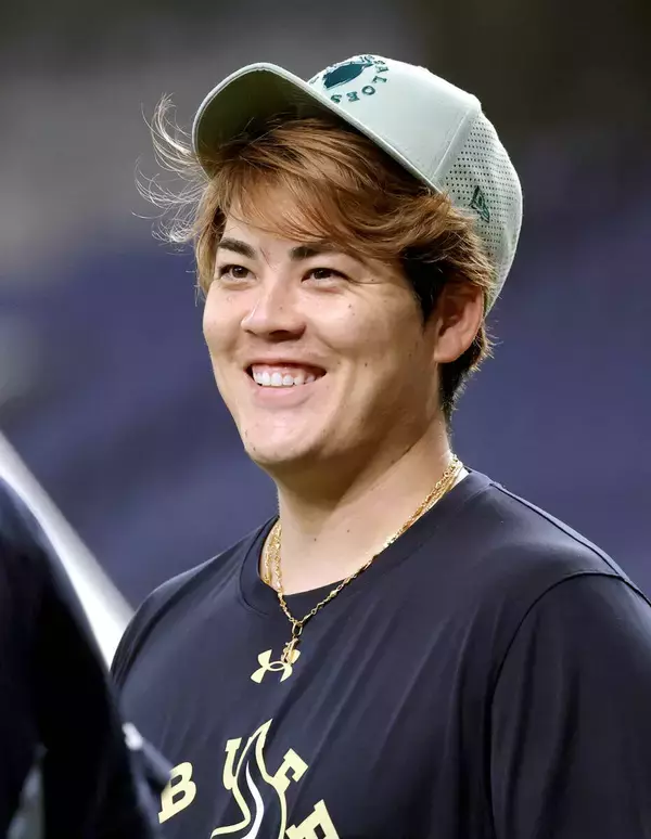 【オリックス】鳥取県出身の九里亜蓮が「とっとりふるさと大使」に就任…５・４ロッテ戦前に任命式