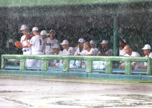 【高校野球】緊急事態！　２日目の順延となった南北海道大会函館会場は１３日に異例の４試合実施へ　球場は照明設備なし