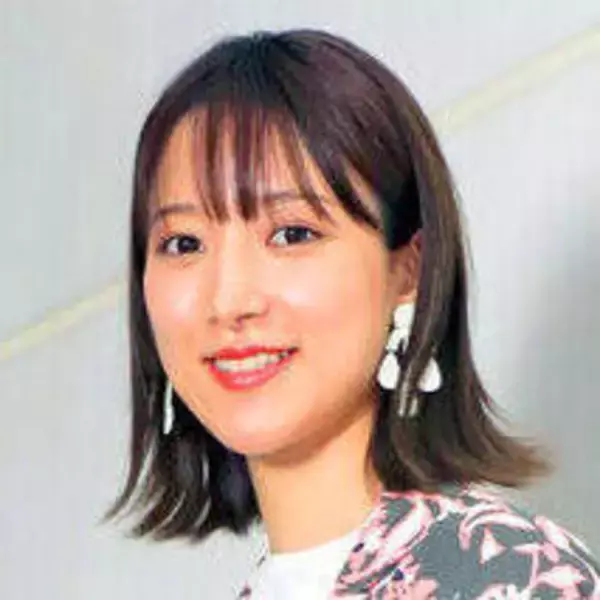 「痩せすぎより断然こっちの方がいい」元お天気お姉さんの“恵体”にくぎ付け「たまらんぜ」「すげぇ」「スタイル抜群」と絶賛の山崎あみ