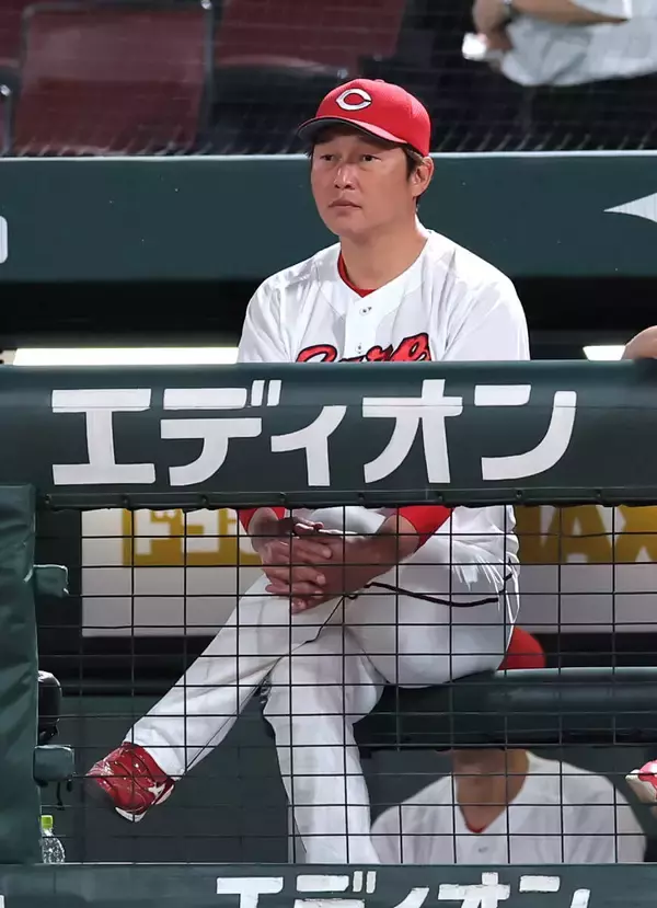 【広島】新井監督が中継プレーに苦言「なんでカットしたのか…投手はたまったものじゃない」一塁手・モンテロが本塁への返球をカット→悪送球で２点失う