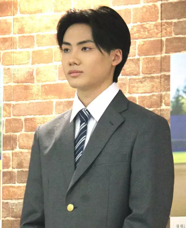 高校１年生・佐藤泰心「選手たちのコミュニケーションや団結力を学びたい」センバツ応援イメージキャラクターに就任