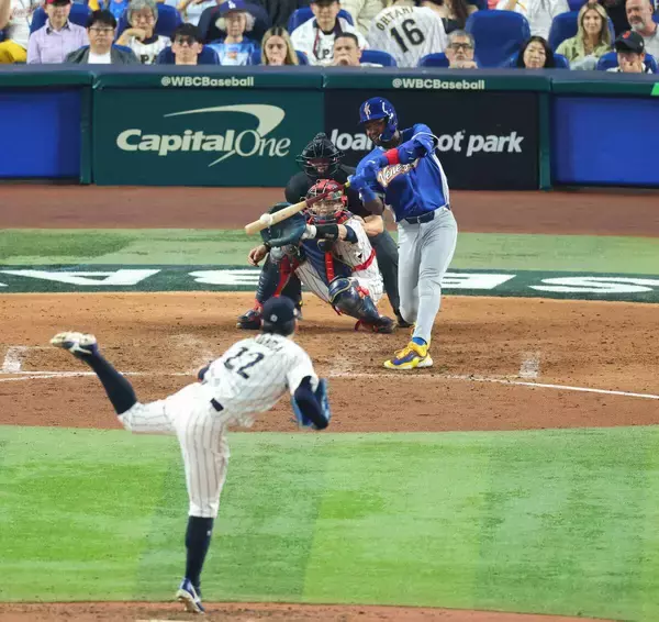 侍ジャパン・隅田知一郎が５回に痛恨の被弾　ガルシアに失投、豪快左翼２ランで１点差に…３回に森下翔太が劇的な勝ち越し３ランも