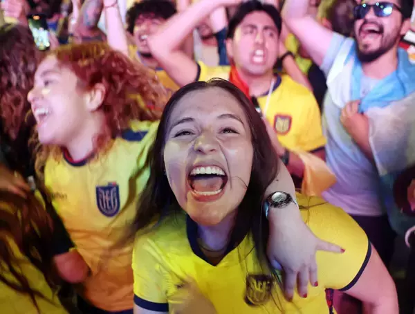 【Ｗ杯】エクアドル大統領「明日は休日だ！」大号令　最終戦ドイツに逆転大金星→決勝Ｔ進出決定