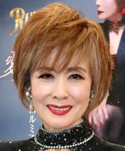 「正直言ってベンチワークが…」サッカー通の大物歌手が日本代表に不満もらす「何故下げたのかな」「悔しい」小柳ルミ子が持論