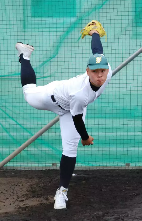 【高校野球】連覇狙う市船橋、最速１４８キロのエース右腕・諸岡杜和「自分が投げてチームを勝たせられるように」