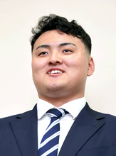佐々木麟太郎「順位にこだわりなく、前向きに受け止めていた」「彼が判断する」マネジメント会社が本人の様子を説明…マーリンズかソフトバンクか大学残留か熟考