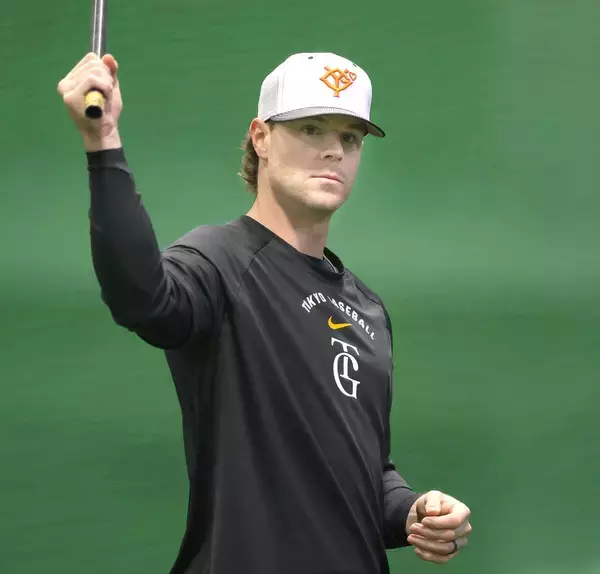 【巨人】キャベッジ宮崎へ 　フェニックスＬ合流　東京Ｄでは今日からＣＳ第１Ｓ