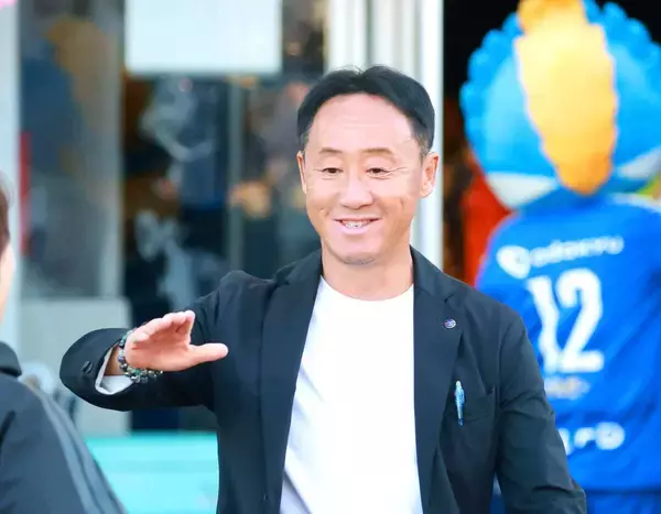 町田・黒田剛監督　攻守で支配し首位広島に勝ち点で並ぶ「細部にわたって共有しながら強くあり続けたい」