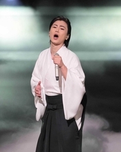 演歌からラップ、激しいダンスまで「どんどん新しいことをやりたい」今の氷川きよしを見て背筋を伸ばした記者