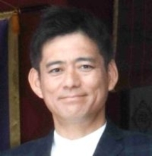 博多華丸　紅白歌合戦のテンポの速さに「チャンネル変えんで！心配せんでも」「おしっこも行きたいし。そばの用意もせないかん」