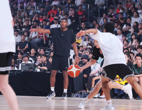 レイカーズ・八村塁「後につなげたい気持ちが出てきて」中高生に直接指導の思い「ＮＢＡキャリアが成功したかしないか変わる」