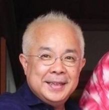 負傷した小堺一機が退院「左鎖骨・肋骨の骨折に伴う左肺気胸」自宅で転倒…舞台休演も「徐々に活動を再開」へ