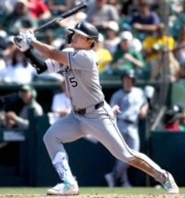 村上宗隆が２戦連発の７号ソロ　初の”遅球撃ち”で勢い止まらぬシーズン５４発ペース、７発はリーグ３位タイに