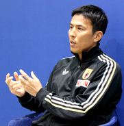 【Ｗ杯】日本代表・長谷部誠コーチ「一番は選手としてピッチで彼には示してもらいたいという思いが強い」「ギラちゃん」こと長友佑都へエール