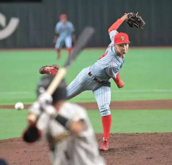 【大学選手権】 富士大の最速１５３キロ右腕・角田楓斗が毎回の７回１４奪三振「ドラフト上位候補に入る」視察したスカウト部長が断言