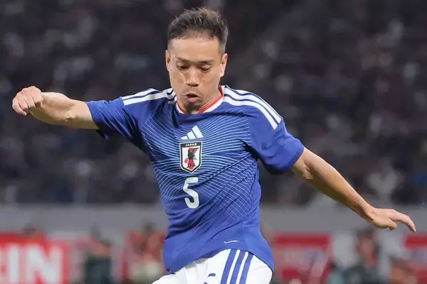 【Ｗ杯】長友佑都、出場なしもベンチで鼓舞「声がらがら」「出た選手も出られない選手もひとつになって戦った結果」