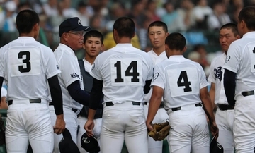 【甲子園】１６強に公立ゼロ、私立が独占　史上２度目　鳴門渦潮が敗れ、公立９校すべて散る