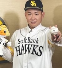 【ソフトバンク】現役ドラフトで加入の中村稔弥が入団会見　城島ＣＢＯの実家と徒歩圏内の佐世保出身