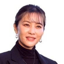 ４９歳・瀬戸朝香「人生初っ！冒険してみた」イメチェン姿に仰天「どんだけ素敵なの～」「若ッケー」「同じ歳とは思えない」