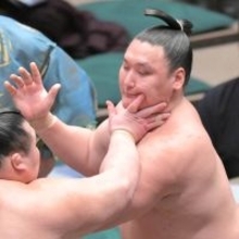 大相撲春場所の新十両に寿之富士と福崎改め藤天晴（ふじてんせい）　再十両は島津海…番付編成会議