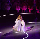 「カルチョのレジェンド共演、まるでミラノコレクション、世界の歌姫が熱唱…ミラノ五輪開会式アラカルト」の画像1