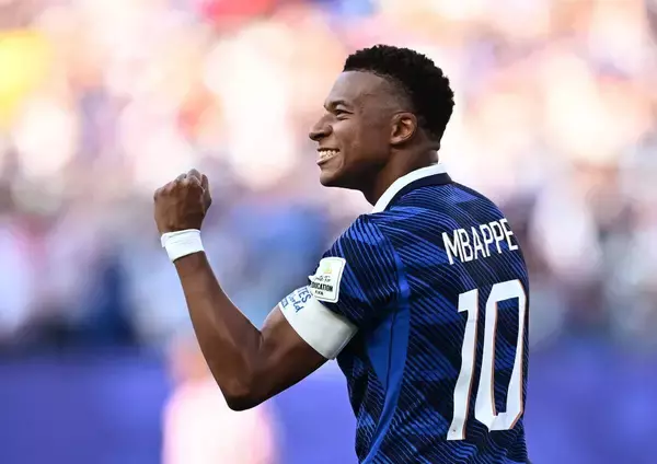 【Ｗ杯】エムバペ　徹底マークに乱闘寸前も、さすがの決勝弾「唯一の正解は勝つこと」メッシに並ぶトップ７点目で４大会連続８強導く…準々決勝はモロッコ戦