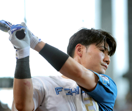 【日本ハム】清宮幸太郎「早実で３年間やってきた仲間は特別。これからも大事にしてほしい」４回戦敗退の母校・早実ナインねぎらう