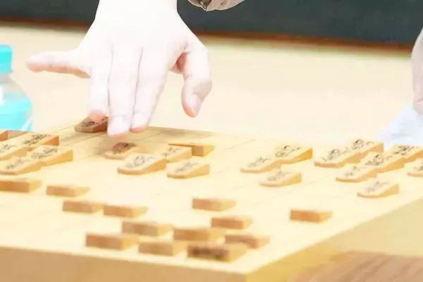 日本将棋連盟「対局日の変更等を含め、可能な限りの調整を行う」女流棋士の妊娠規定を削除＆変更　９日に福間香奈女流六冠が要望書提出
