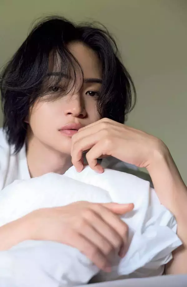 ｔｉｍｅｌｅｓｚ・菊池風磨　初写真集で「ノリで」高台から海に飛び込み「若干腰が引けた」