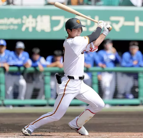 【巨人】松本剛が今季実戦初安打　ＦＡで加入後、実戦１１打席目で快音