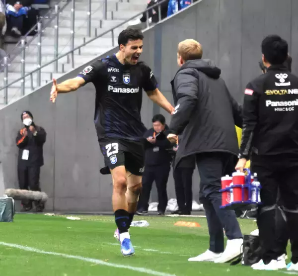 Ｇ大阪、ホームで清水破り公式戦３連勝　食野亮太郎が今季初ゴール　デニス・ヒュメットは３試合連発