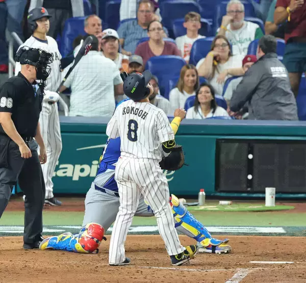 【ソフトバンク】侍・近藤健介が無安打で終戦…小久保裕紀監督がエール「時間は止まりませんから」