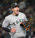 「【巨人】大勢が今季１勝目「３人で抑えたら流れが来ると思って」…チームは直後に勝ち越し成功」の画像1