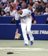 【中日】またもやテラス席に被弾で本拠４連敗＆井上政権２年続けて開幕６カード連続勝ち越しなし　今季初先発黒星のマラーは先制点献上にグラブをたたきつける「悔しい登板」