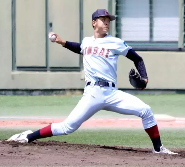 【大学野球】近大・宮原廉、最速１５１キロで７回２失点　関大・米沢友翔との投げ合いに敗れるも「楽しかったです」　スカウト４７人が視察　巨人は長野久義編成本部参与ら異例の１１人態勢