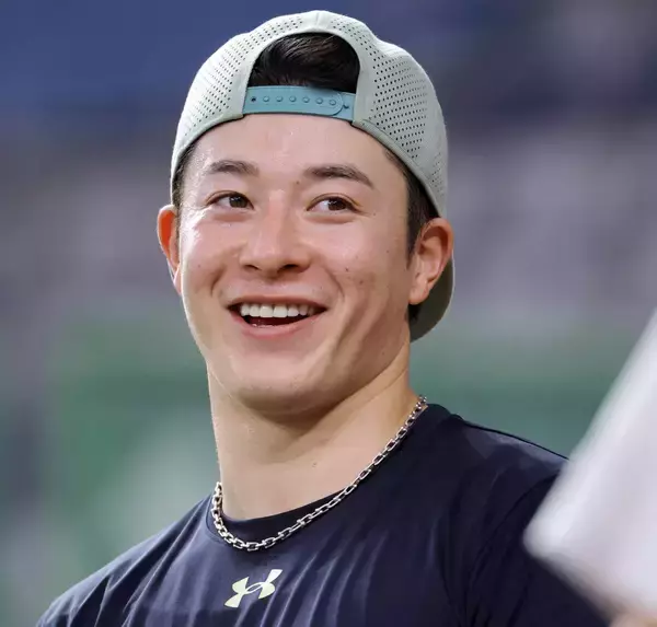 【オリックス】吉田輝星が山崎颯一郎の「寝顔」を“隠し撮り”「寝てても絵になりますの～」オリメン常連のイケメン