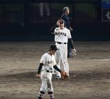 「【巨人】ドラ２田和廉の連続無失点途切れる　開幕から１７登板目　ピンチで降板→宮原駿介が勝ち越し許す」の画像1