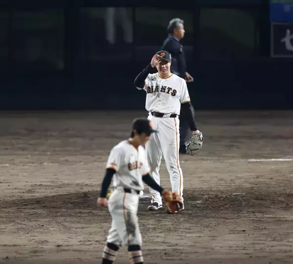 【巨人】ドラ２田和廉の連続無失点途切れる　開幕から１７登板目　ピンチで降板→宮原駿介が勝ち越し許す