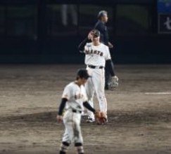 【巨人】ドラ２田和廉の連続無失点途切れる　開幕から１７登板目　ピンチで降板→宮原駿介が勝ち越し許す